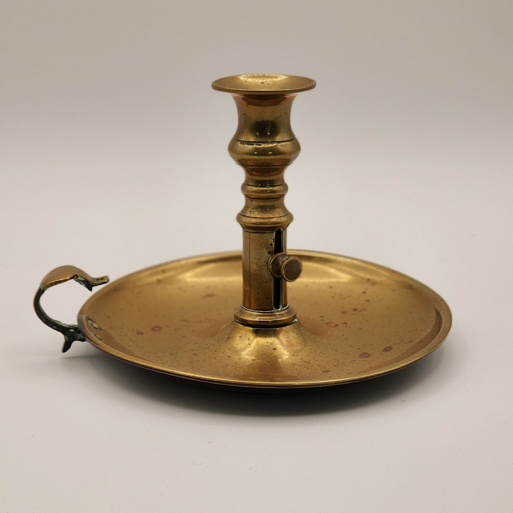 Antique English Brass Chamberstick |English Antiques - Caledonian, Inc.  Barrington, Il - 60010 (847) 381-0569